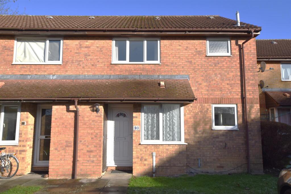 Main image of property: Moor Pond Close, Bicester