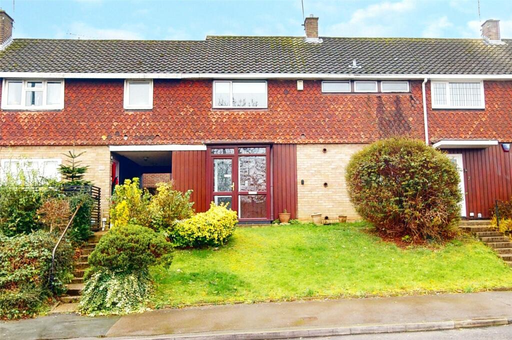 3 bedroom terraced house for sale in The Knares, LEE CHAPEL SOUTH