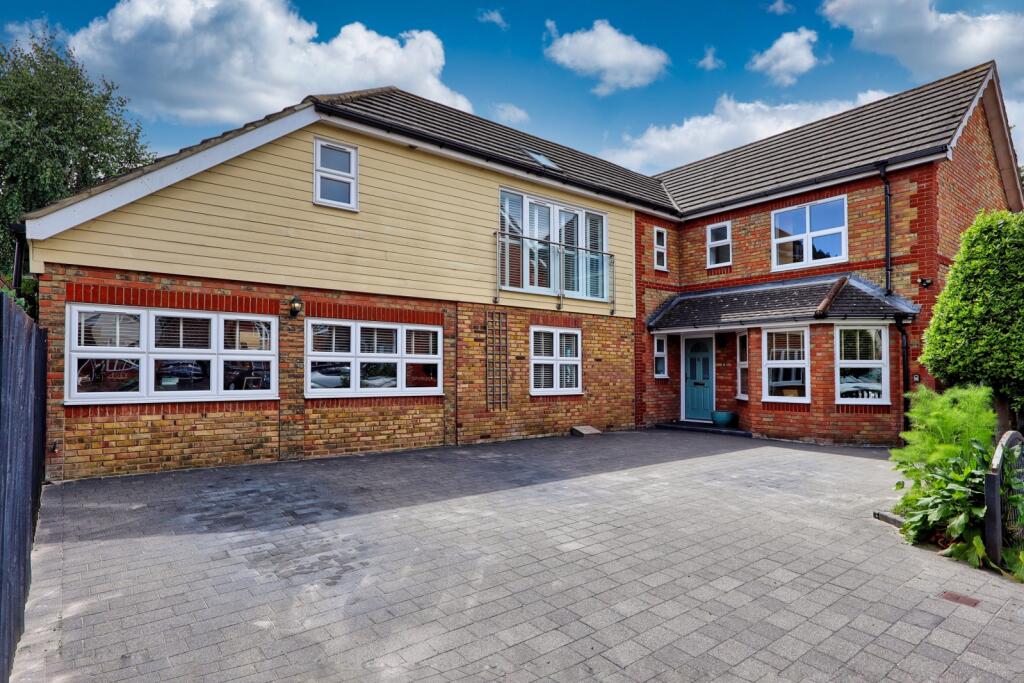 Main image of property: Reeves Close, LANGDON HILLS, Basildon, Essex, SS16
