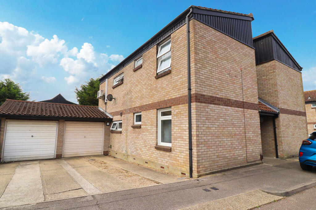 Main image of property: Jardine Road, Basildon, Essex, SS13