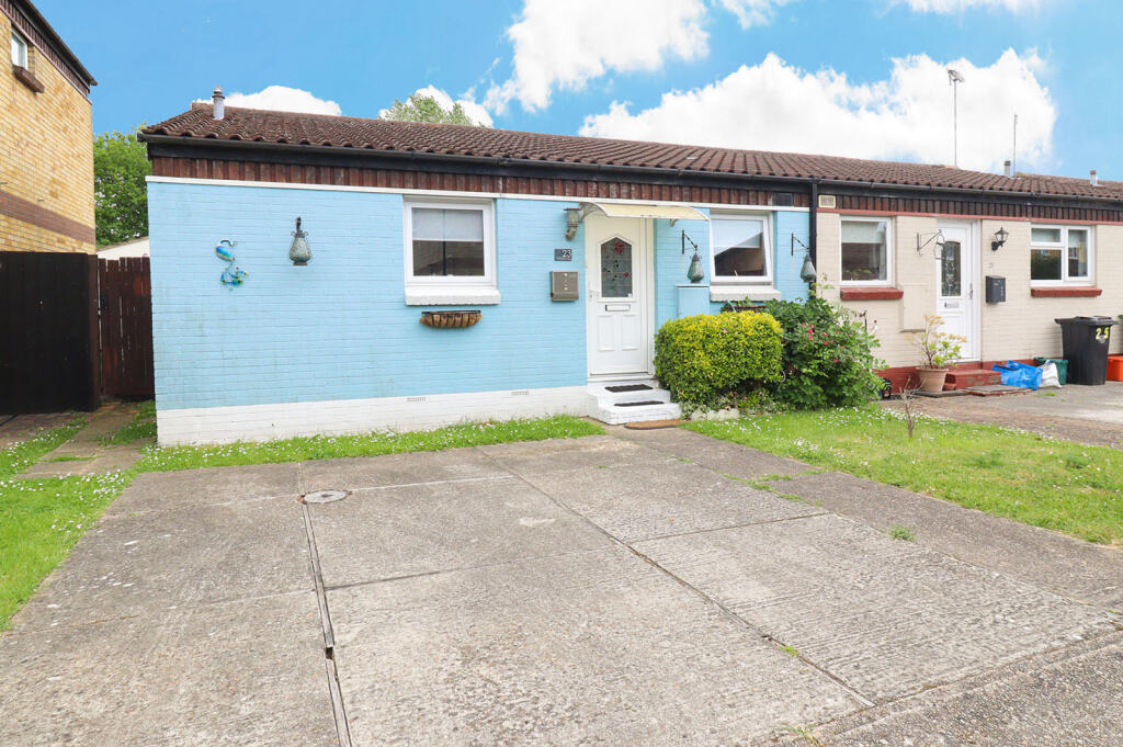 Main image of property: Snowdonia Close, Pitsea, Basildon, Essex, SS13