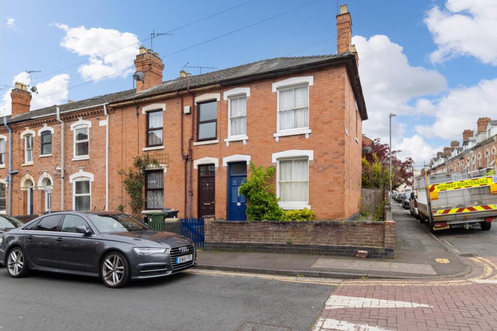 3 bedroom end of terrace house for sale in 28 Arboretum Road, Worcester, Worcestershire, WR1 1ND, WR1