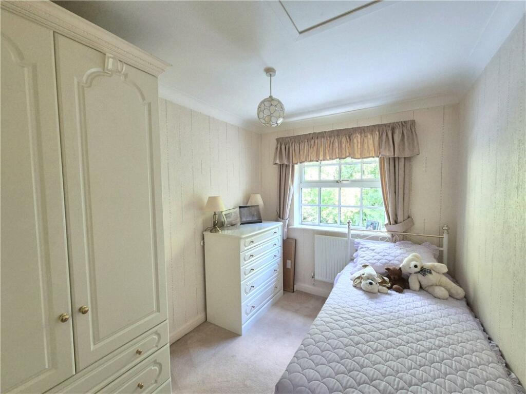 Additional property image - Glastonbury Close, Orpington, Kent, BR5