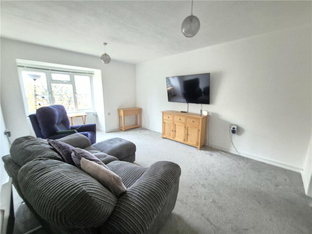 Additional property image - Brantwood Way, St Pauls Cray, Kent, BR5