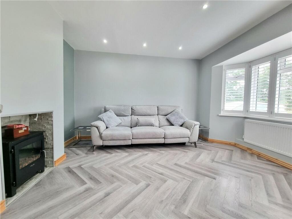 Additional property image - Ronfearn Avenue, St Mary Cray, Kent, BR5