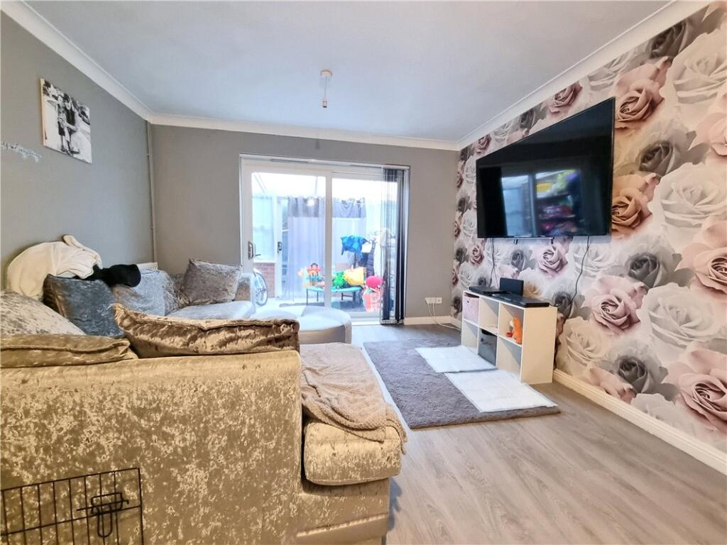 Additional property image - Brickfield Farm Gardens, Farnborough, Kent, BR6