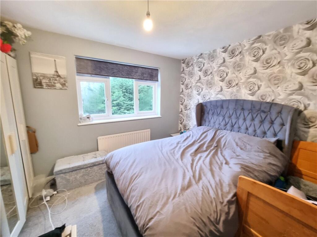 Additional property image - Brickfield Farm Gardens, Farnborough, Kent, BR6