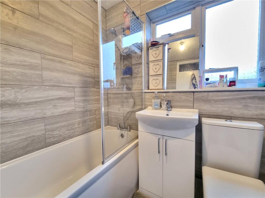 Additional property image - Brickfield Farm Gardens, Farnborough, Kent, BR6