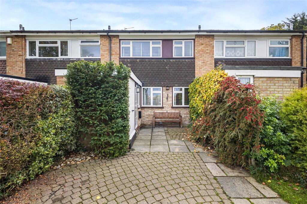 Main image of property: Gleneagles Close, Crofton, Kent, BR6