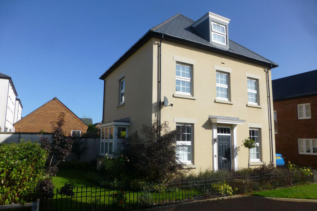 5 bedroom town house for sale in Wellesley Close, Heyford Park, OX25