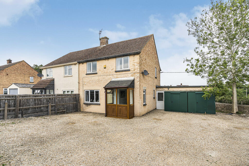 Main image of property: Derby Paddock, Middleton Stoney, OX25