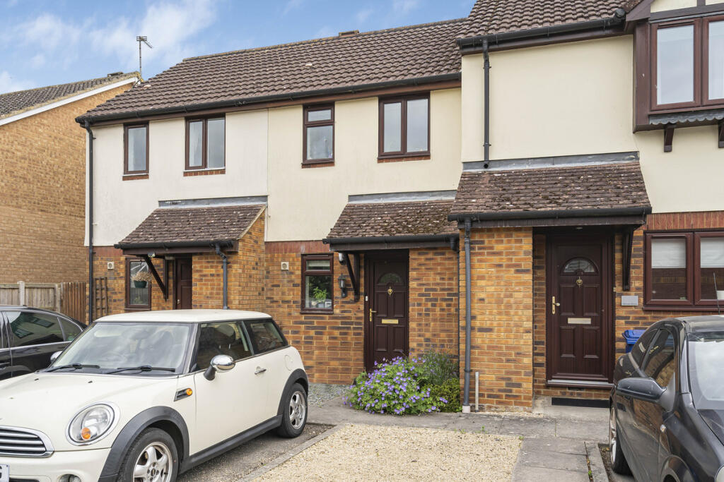 Main image of property: Heron Drive, Bicester, OX26