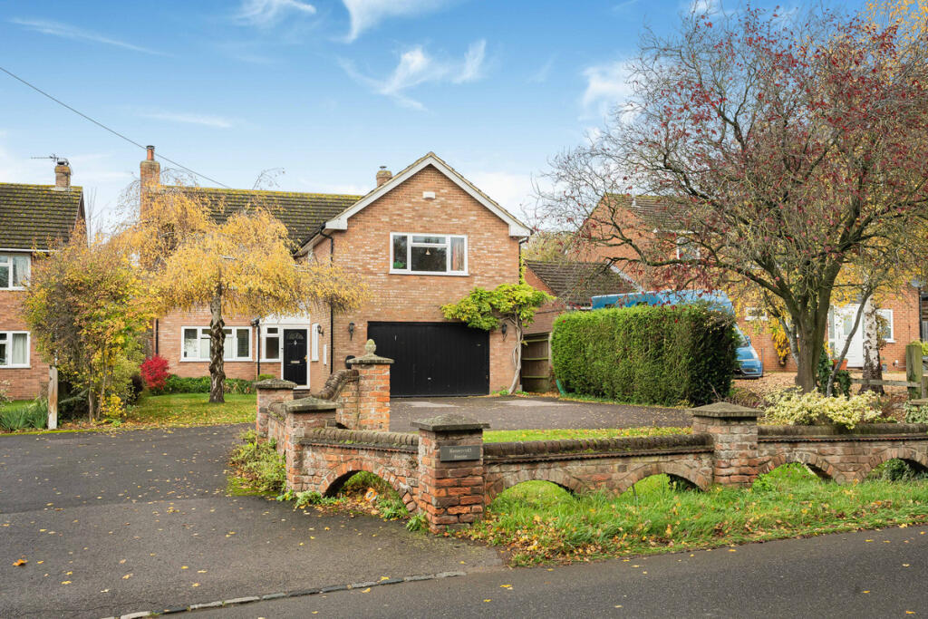 Main image of property: Grendon Road, Edgcott, HP18