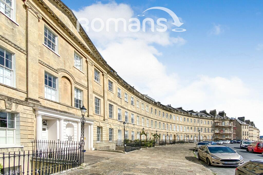 2 bedroom apartment for rent in Lansdown Crescent, BA1