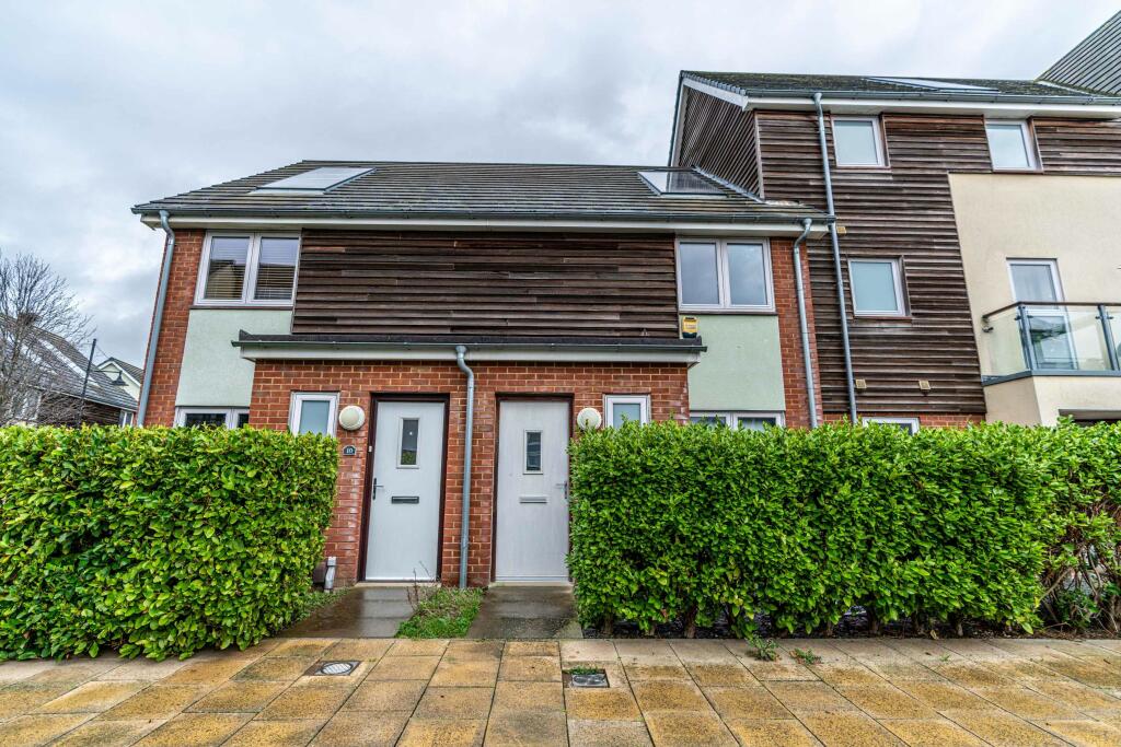 2 bedroom terraced house for rent in Henrietta Chase, St Marys Island, Chatham, Kent, ME4