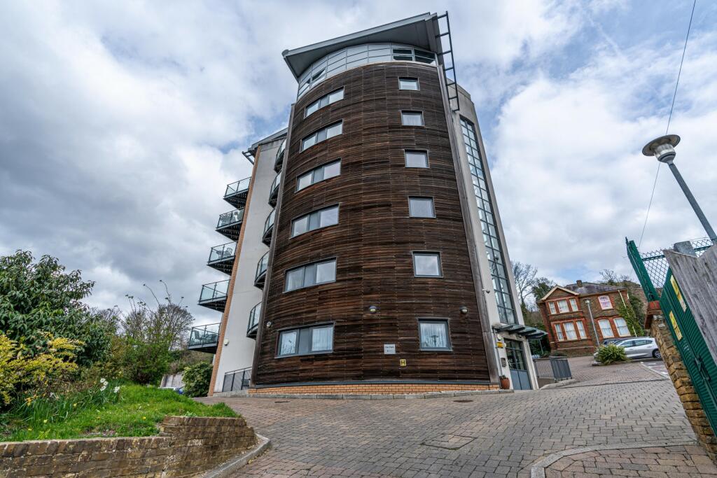 1 bedroom apartment for rent in The Eye, Barrier Road, Chatham, Kent, ME4