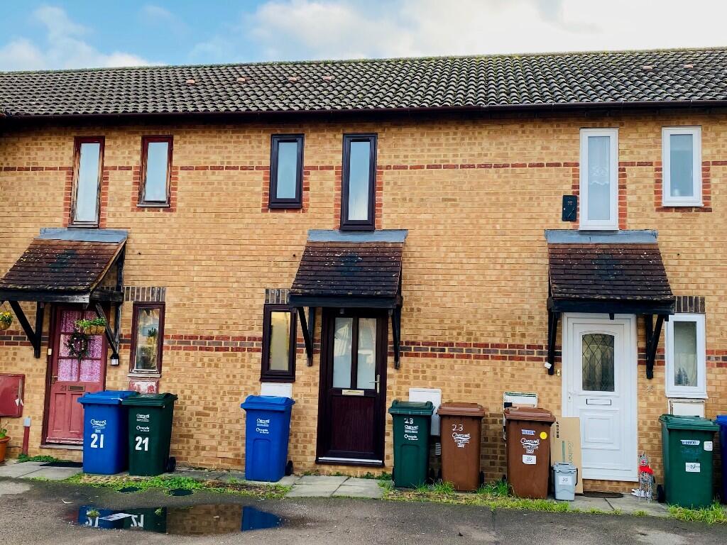 Main image of property: Japonica Close,Bicester,OX26