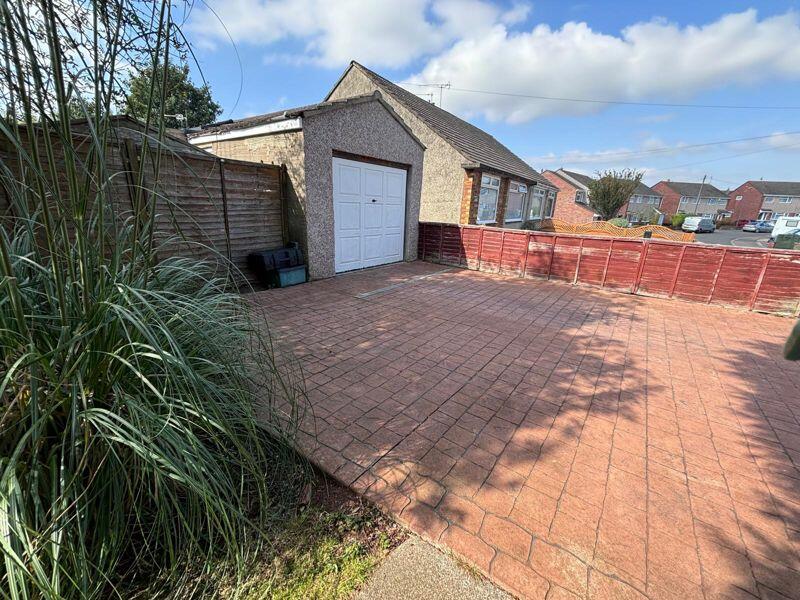 Additional property image - Highleaze Road, Oldland Common, Bristol