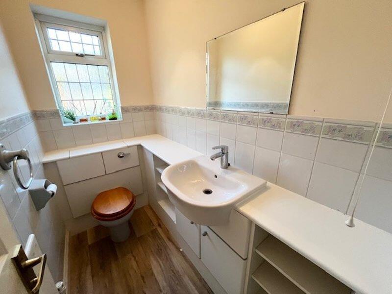 Additional property image - Dean Close, Hanham, Bristol