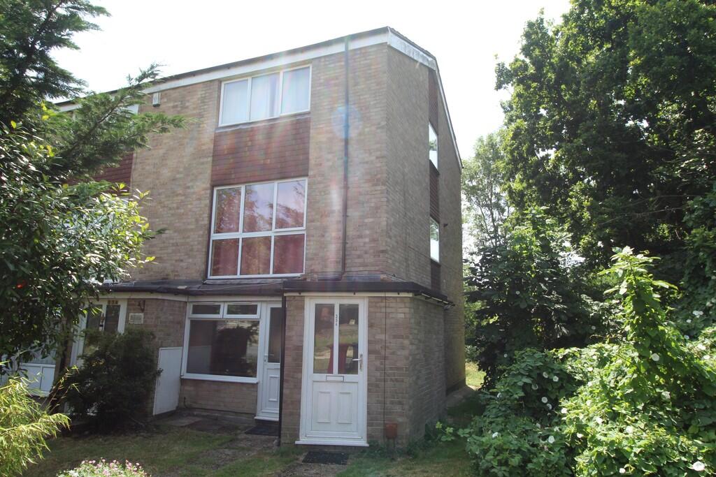 Main image of property: Hillbrow, Reading
