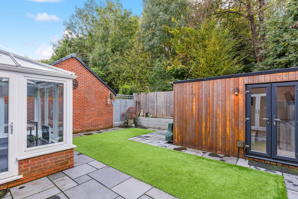 Additional property image - Dowley Wood, Welwyn Garden City