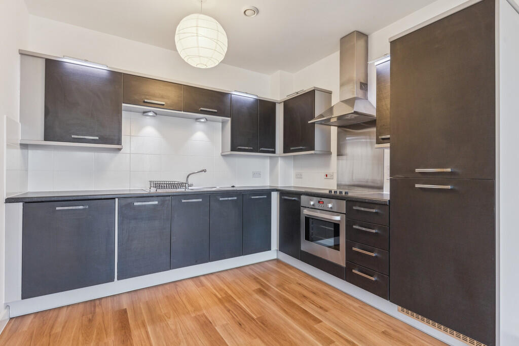 Additional property image - Broadwater Road, Welwyn Garden City, Hertfordshire