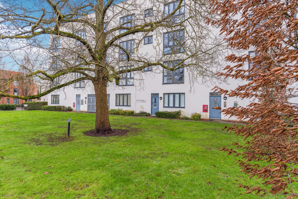 Main image of property: Broadwater Road, Welwyn Garden City, Hertfordshire