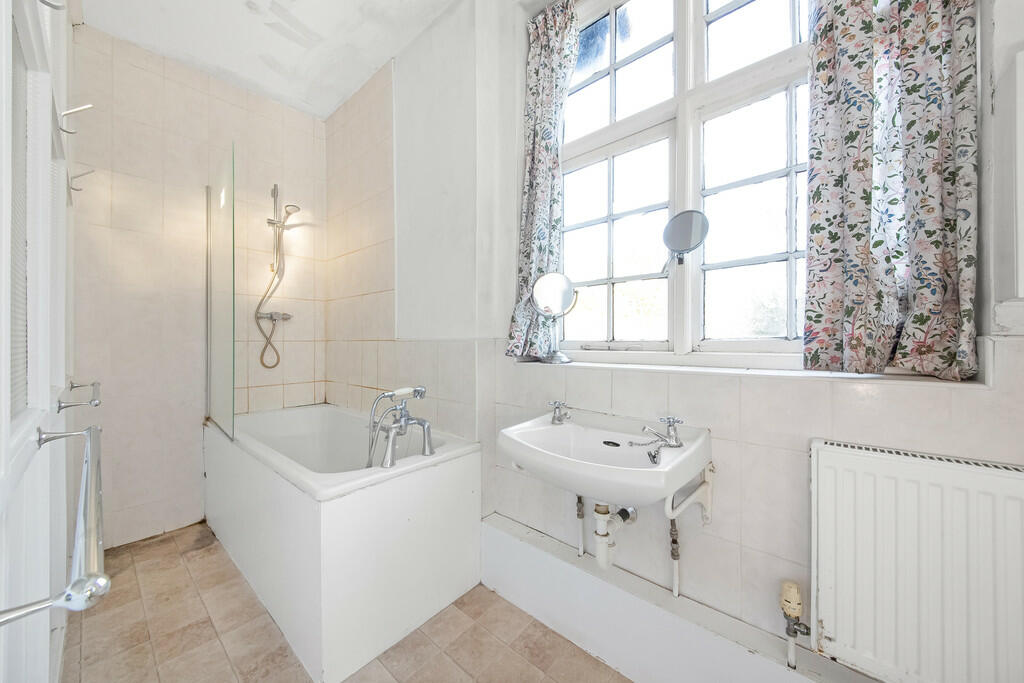Additional property image - Pampisford Road, South Croydon