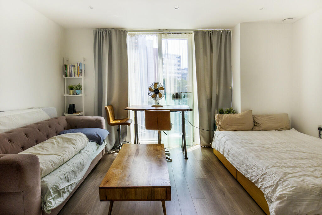 Additional property image - Saffron Central Square , East Croydon