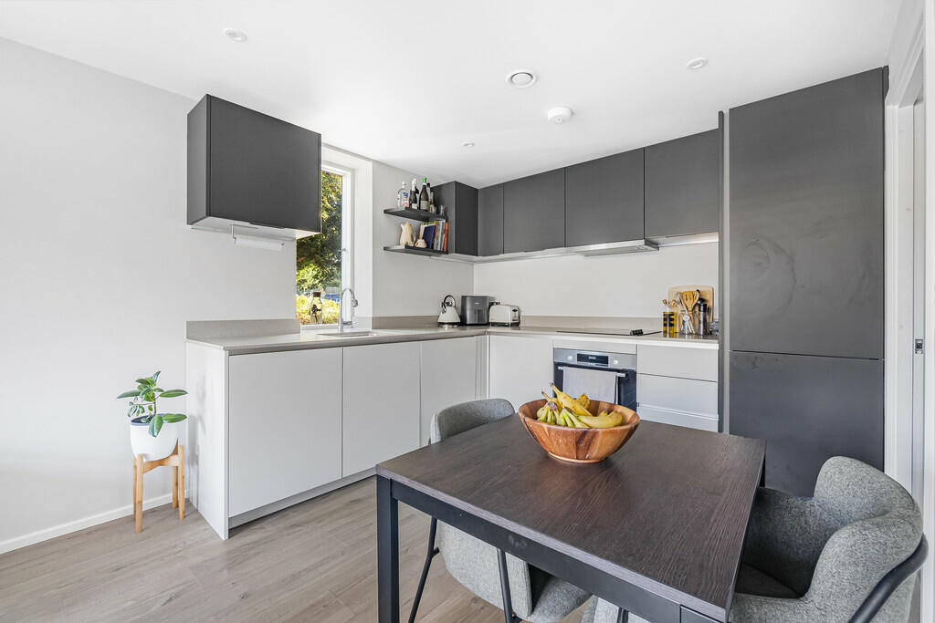 Additional property image - Chalkhurst Court , 32 Lismore Road