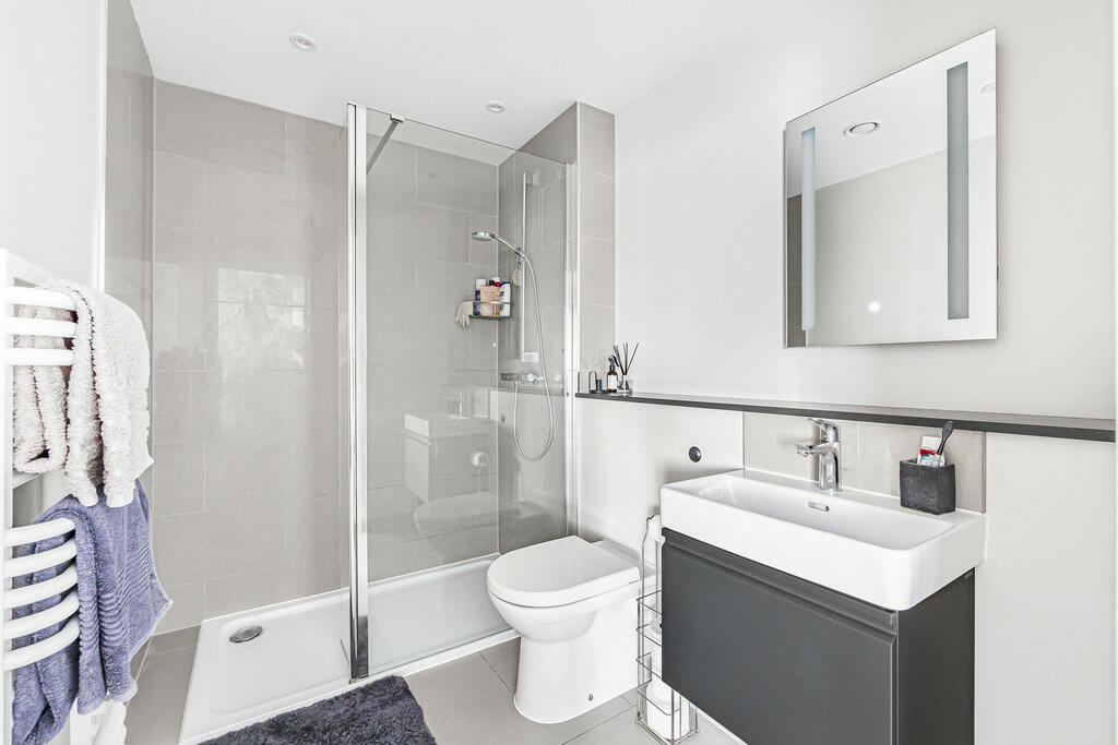 Additional property image - Chalkhurst Court , 32 Lismore Road