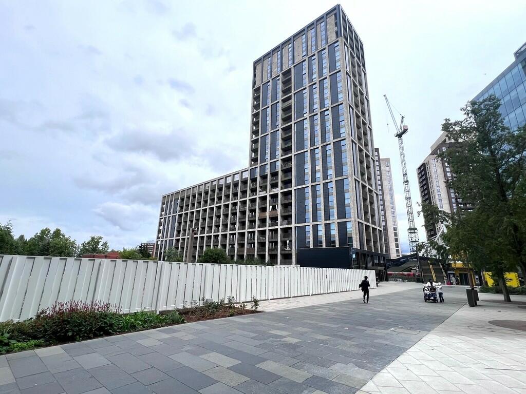 Additional property image - Caithness Walk, East Croydon