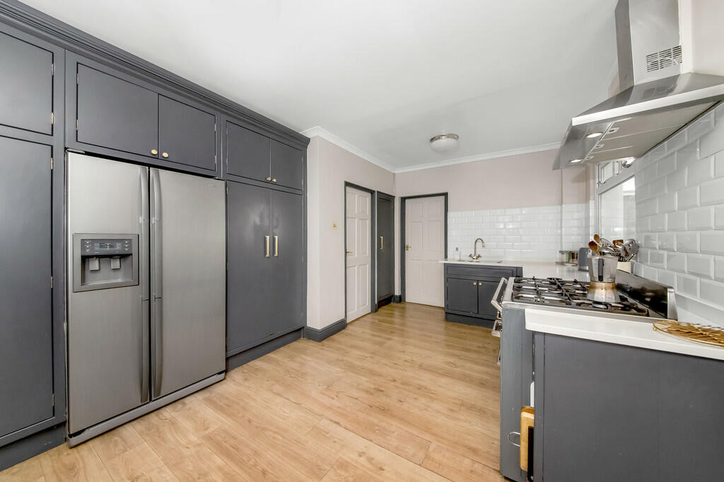 Additional property image - Brancaster Lane, Purley