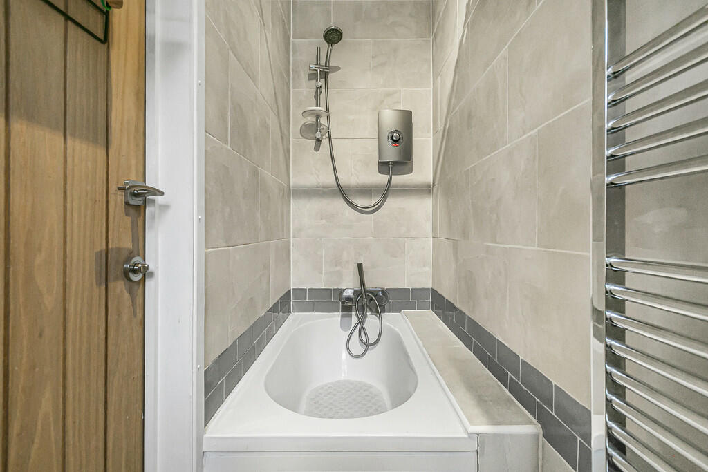 Additional property image - Haling Road, South Croydon