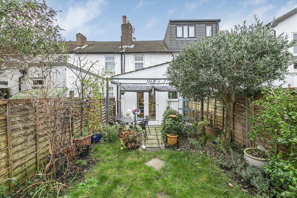 Additional property image - Haling Road, South Croydon