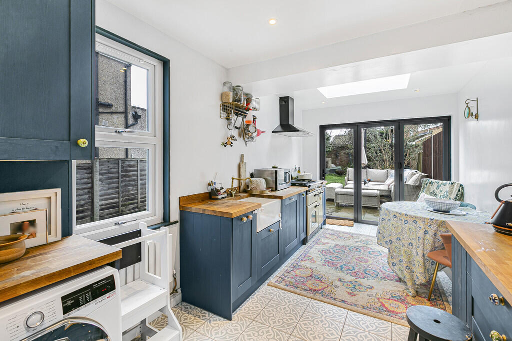 Additional property image - Dering Road, Croydon