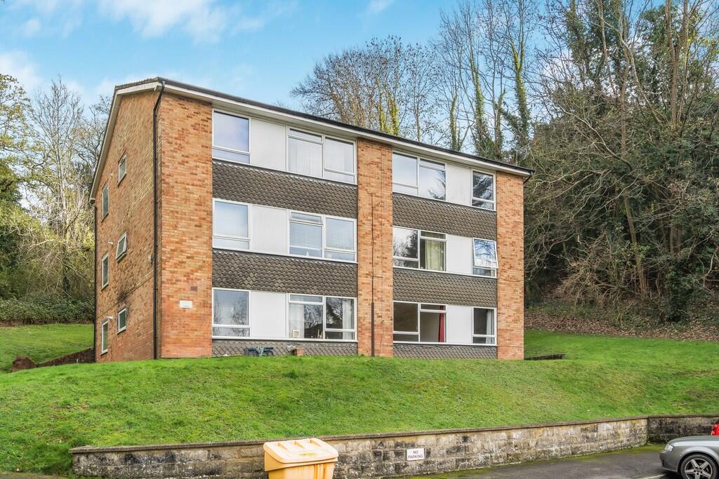 Main image of property: Whyteleafe, Surrey