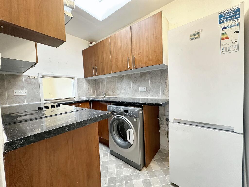 Main image of property: Kingshill Avenue, Hayes, UB4