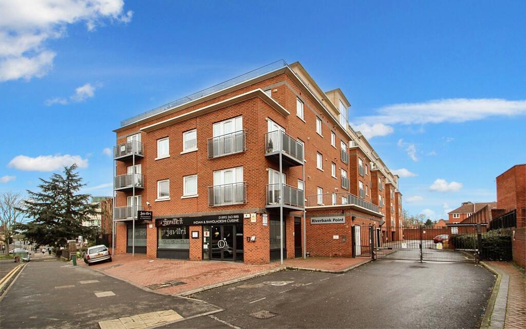 Main image of property: High Street, Uxbridge, UB8