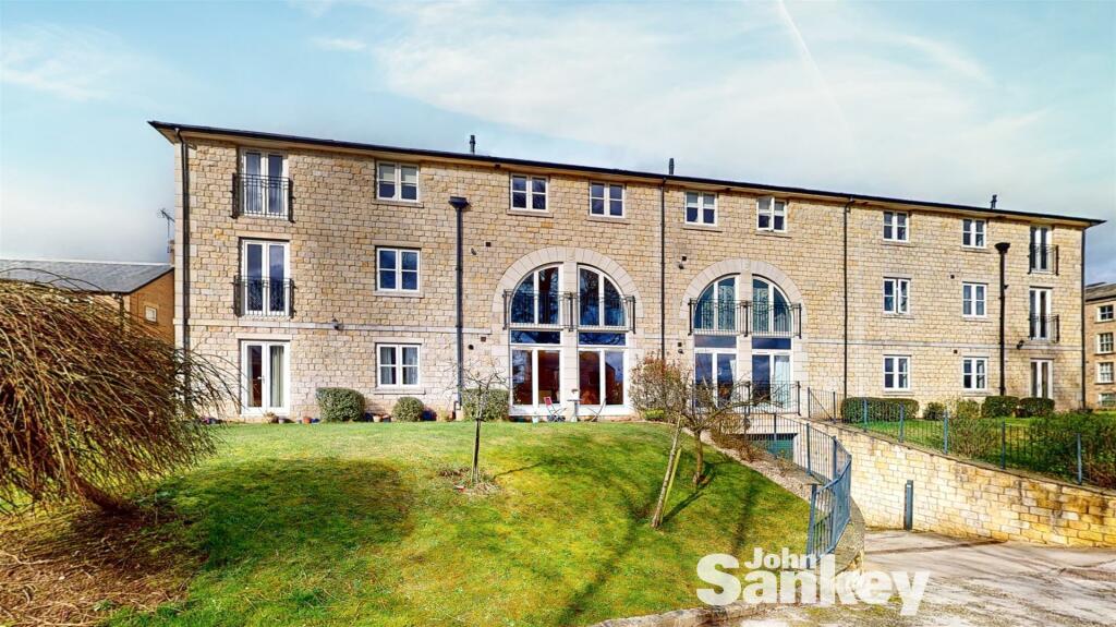 2 bedroom apartment for sale in Berry Hill Lane, Mansfield, NG18