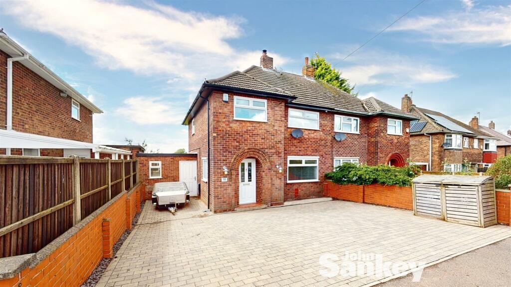 3 bedroom semidetached house for sale in Sookholme Drive, Warsop