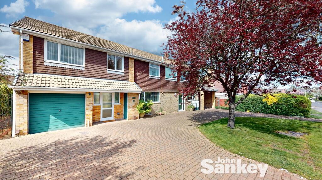 Main image of property: Chatsworth Drive, Mansfield, NG18