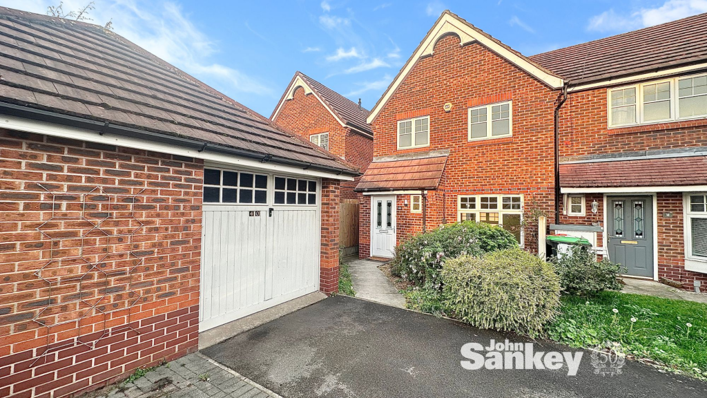 Main image of property: Versailles Gardens, Hucknall, NG15