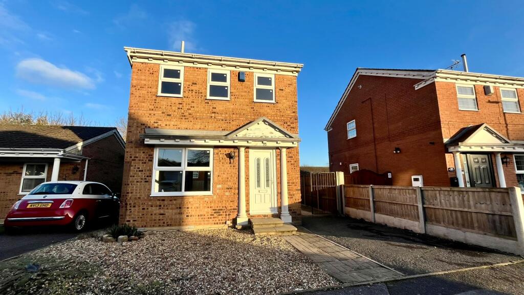 Main image of property: Cotswold Grove, Mansfield, NG18