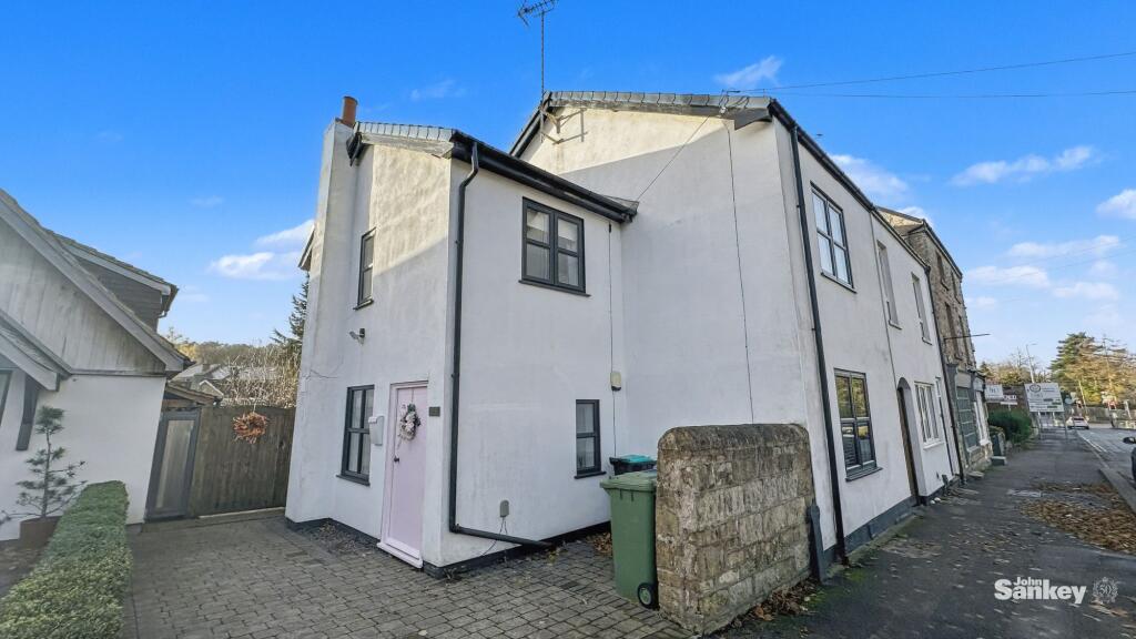 Main image of property: Berry Hill Lane, Mansfield, NG18