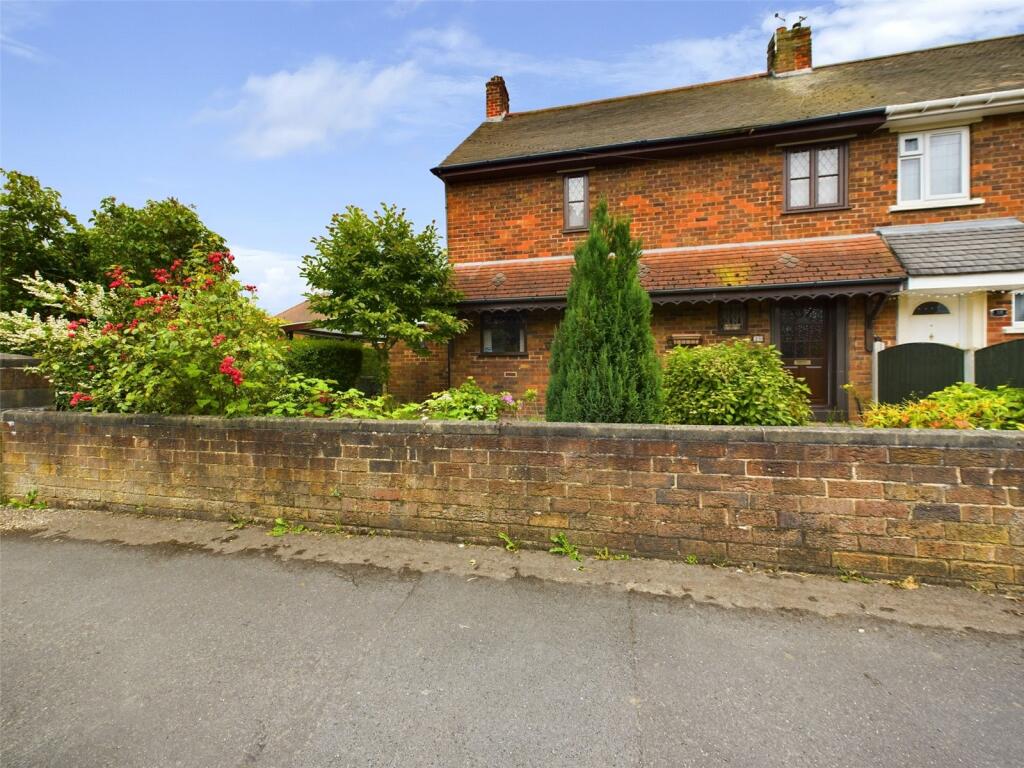 3 bedroom semidetached house for sale in Street, Carcroft
