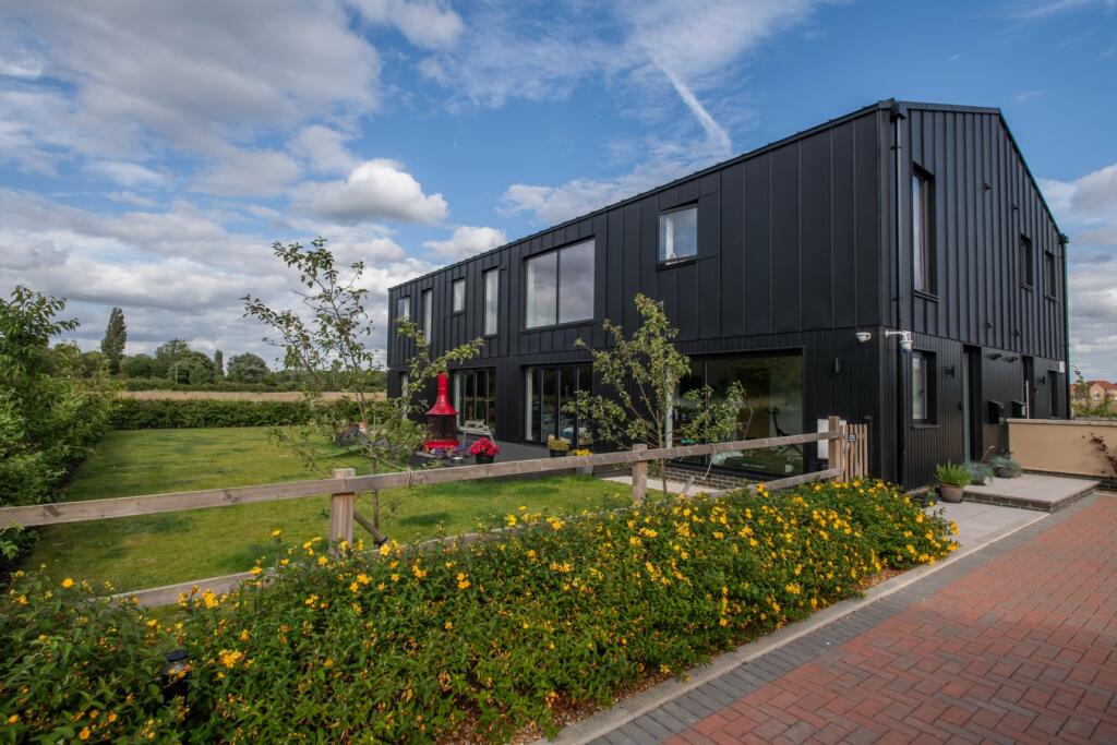 Main image of property: Astwick Road, Stotfold, Hitchin, SG5