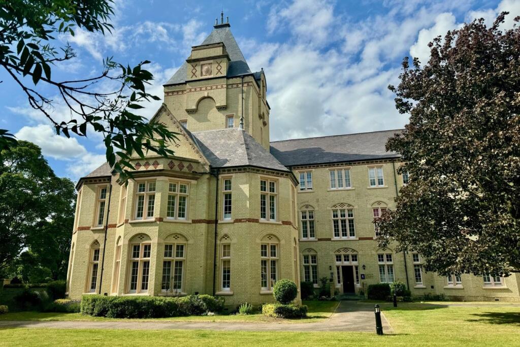 Main image of property: Fairfield Hall, Kingsley Avenue, Fairfield, Hitchin, SG5