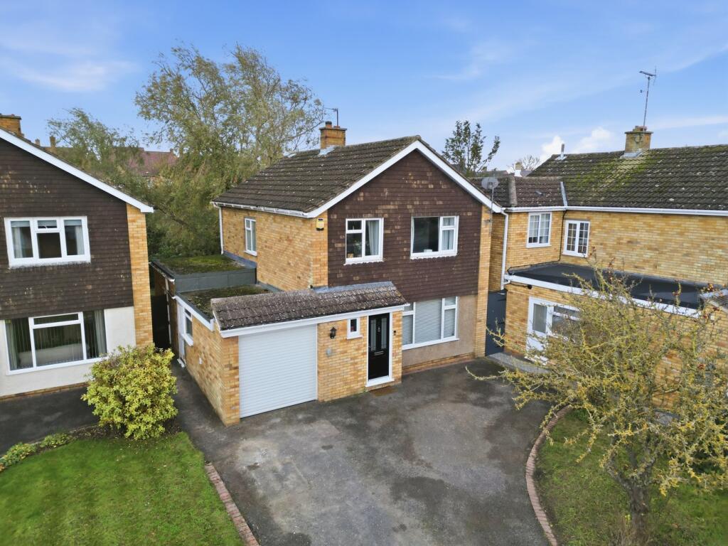 Main image of property: Hazel Grove, Stotfold, Hitchin, SG5