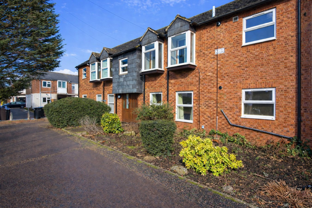 Main image of property: Garden Row, Hitchin, SG5